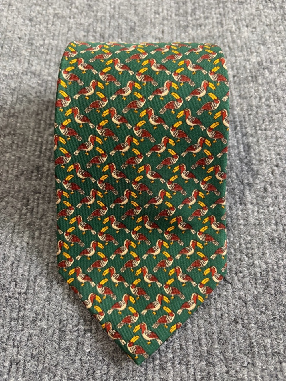 Brooks Brothers Tie Silk Green Toucan Bird Novelty Classic Mens Necktie